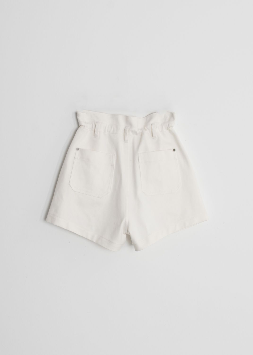 Bermudas baggy paperbag, fotografia 7 de 8