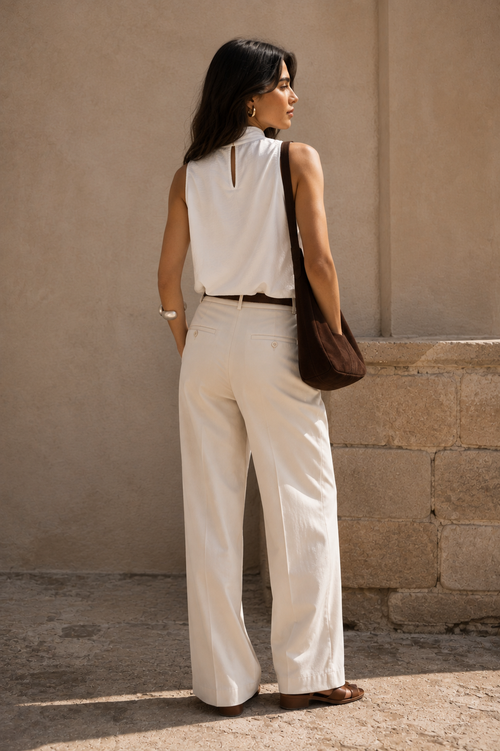 Blusa cut out
