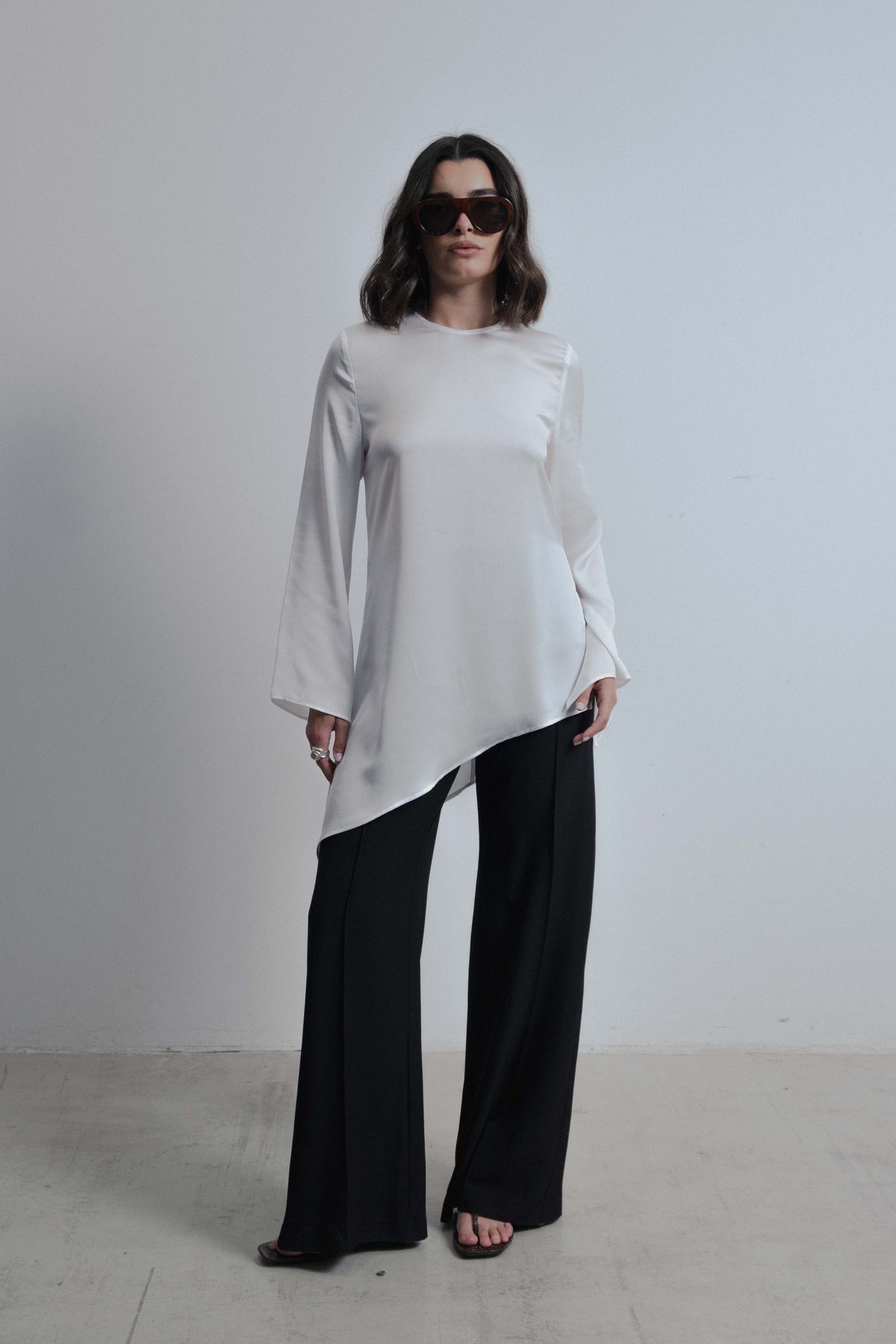Body crepe assimétrico
