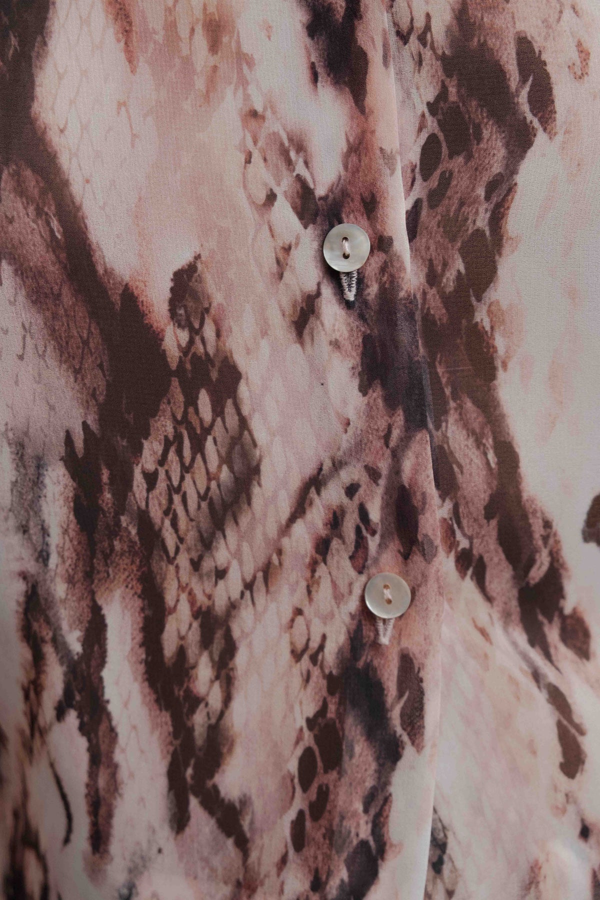 Camisa semitransparente estampada, fotografia 6 de 6