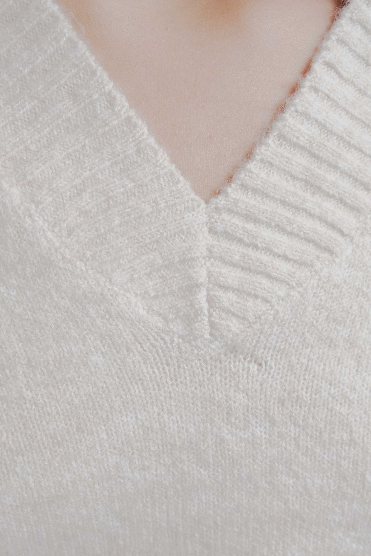 Camisola oversize decote em bico, fotografia 5 de 5