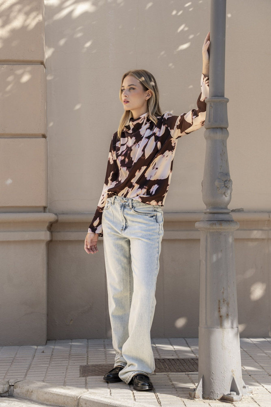 Camisa acetinada