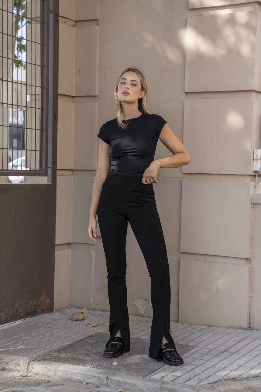 Leggings flare abertura