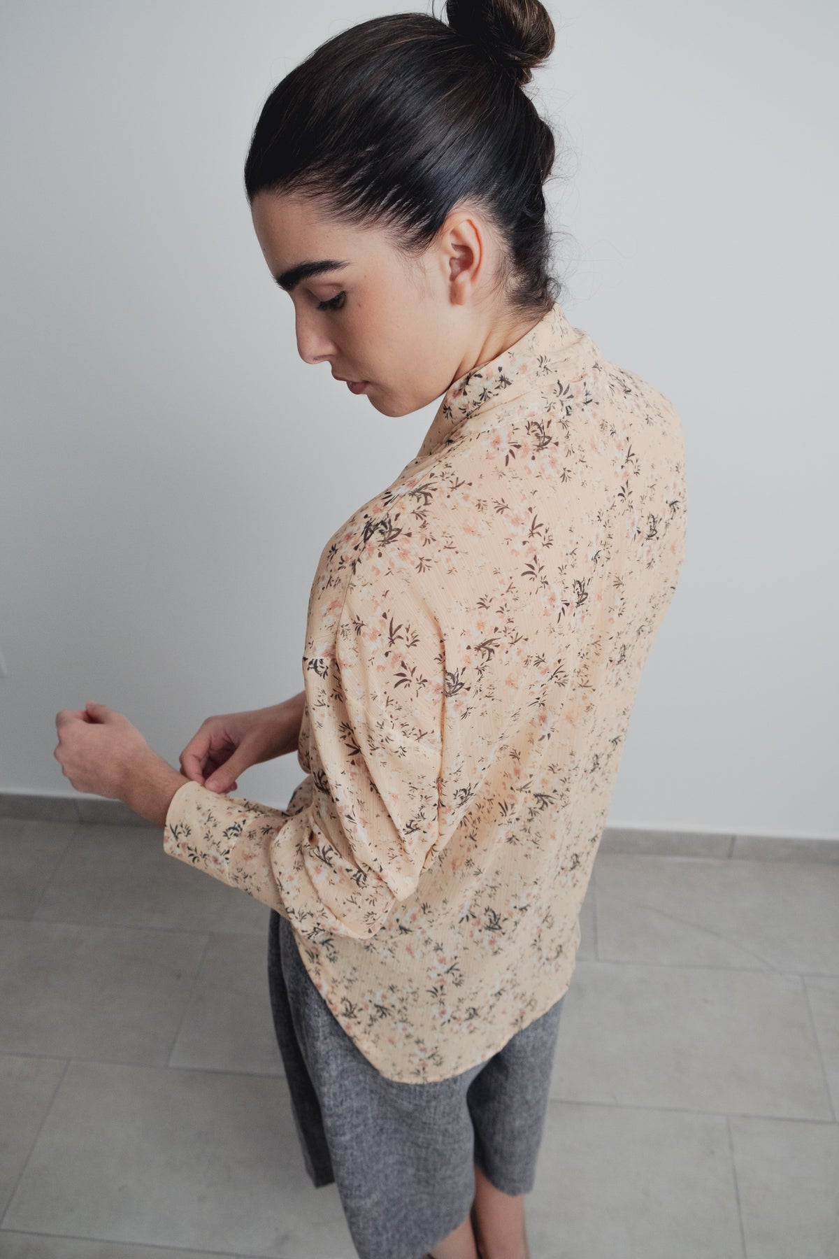 Camisa estampada laçada, fotografia 5 de 7