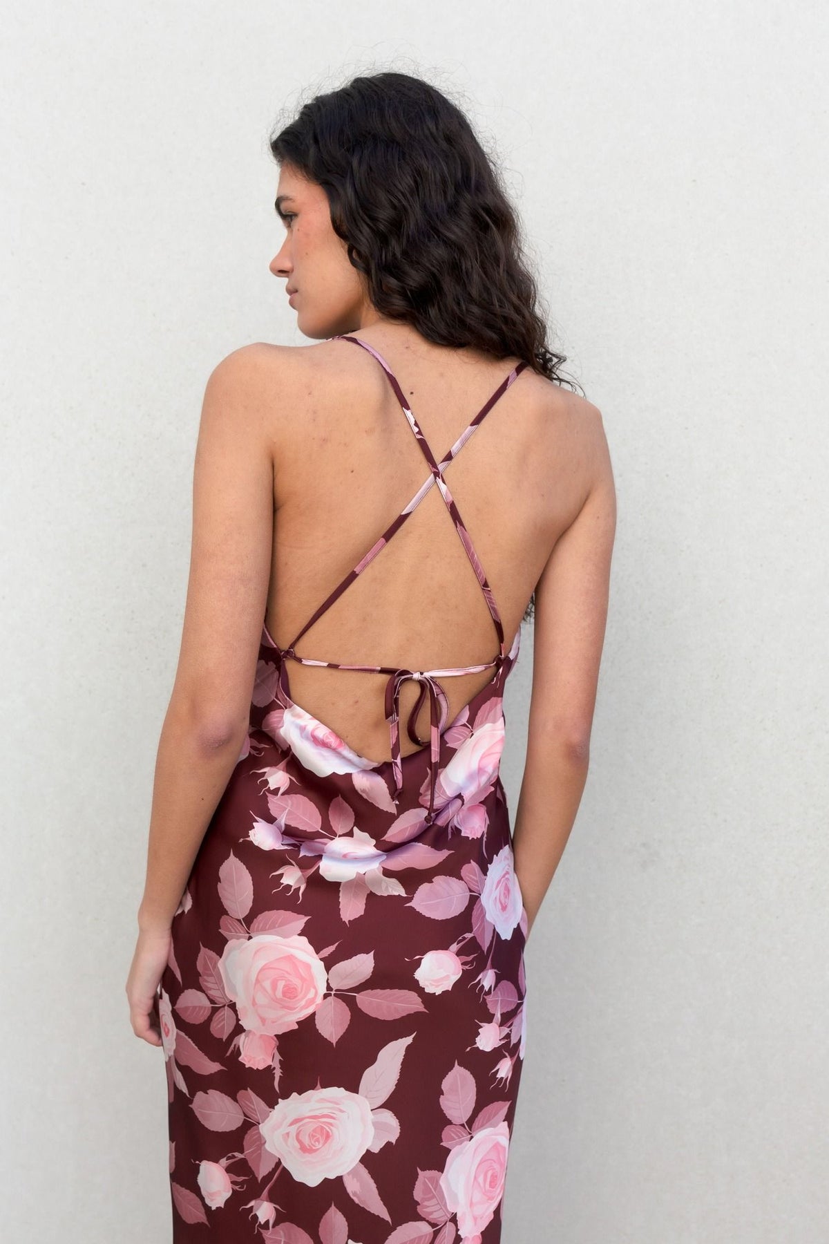 Vestido acetinado estampado, fotografia 10 de 11
